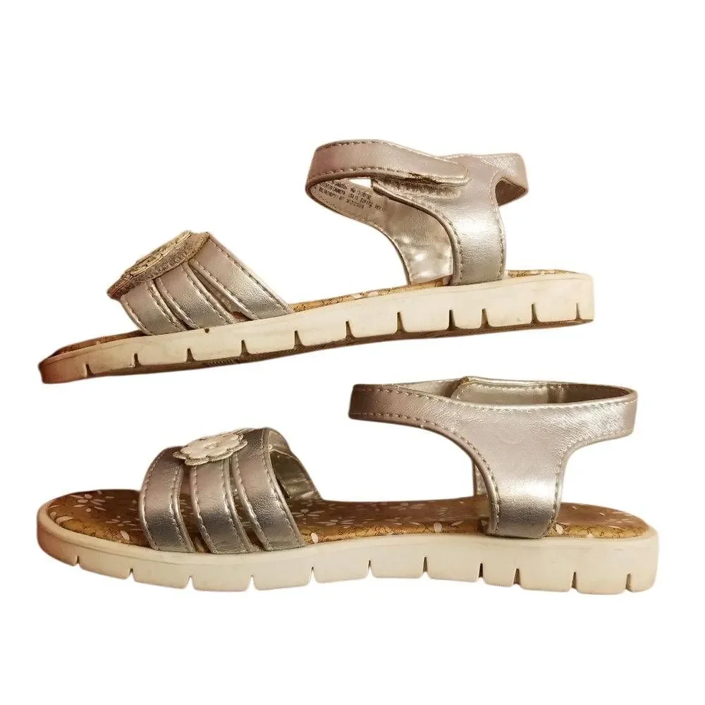 Wonder Nation silver sandals 10